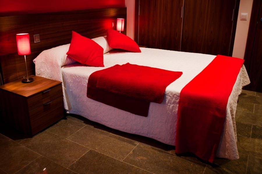 Apartamentos Abaco Llanes Værelse billede